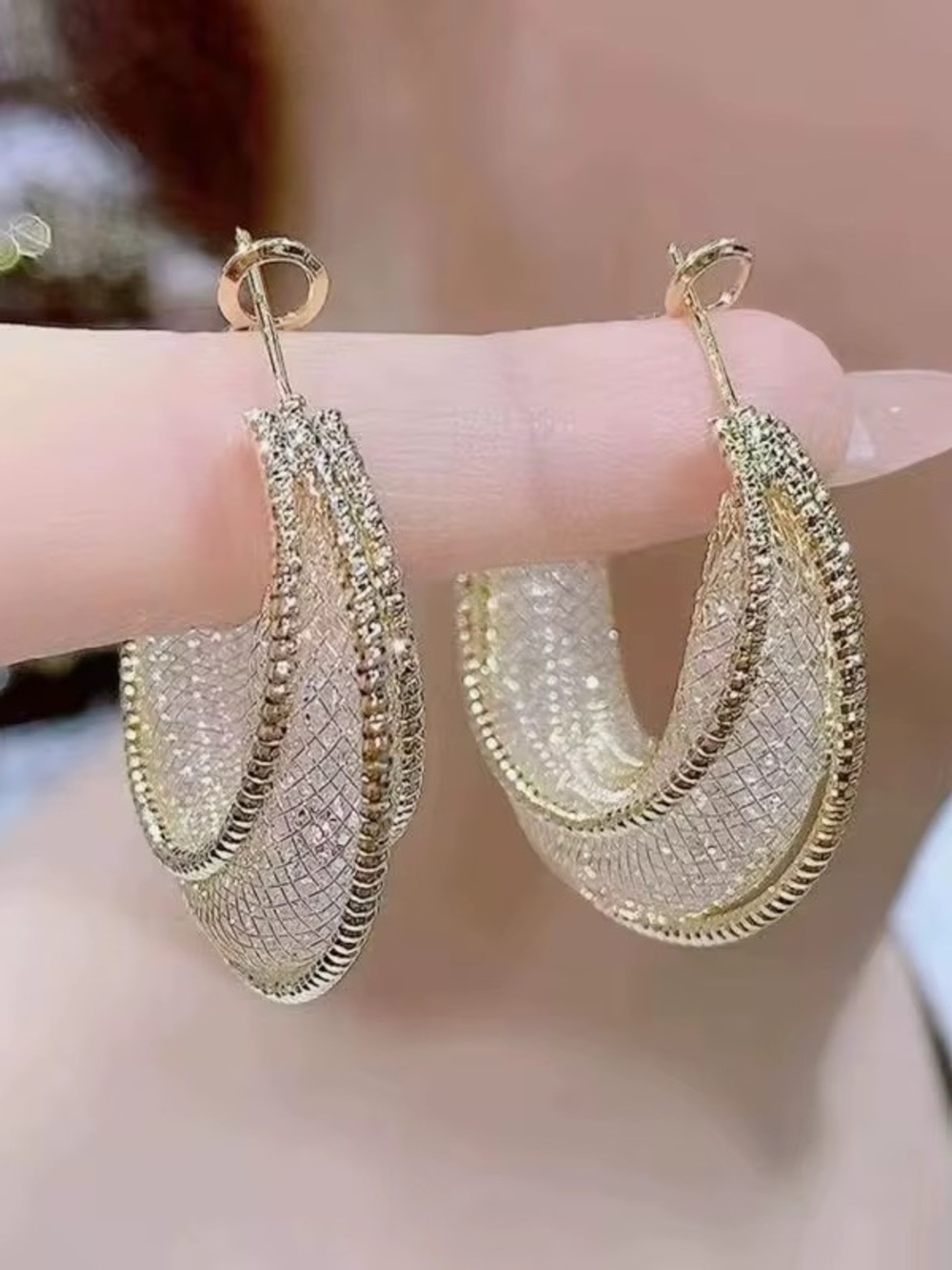 ***Elegant Gold Textured Crescent Hoop Earrings - Women Jewelry